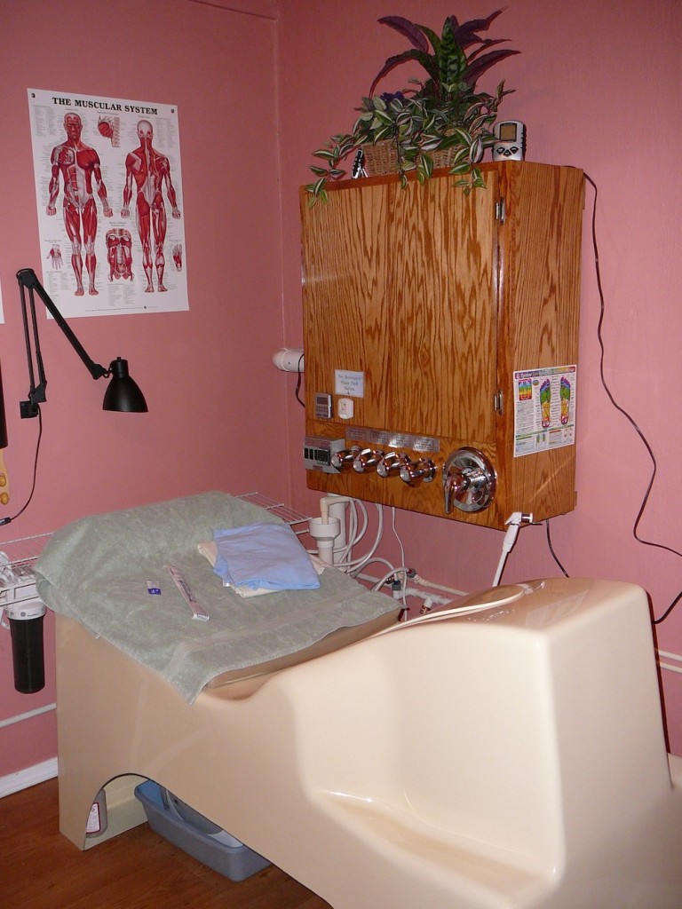 An open colonic system